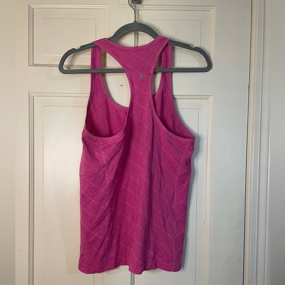 Lululemon Tank Top Womens 10 Punch Valentine Swiftly Tech Racerback Scoop Neck - Picture 5 of 7